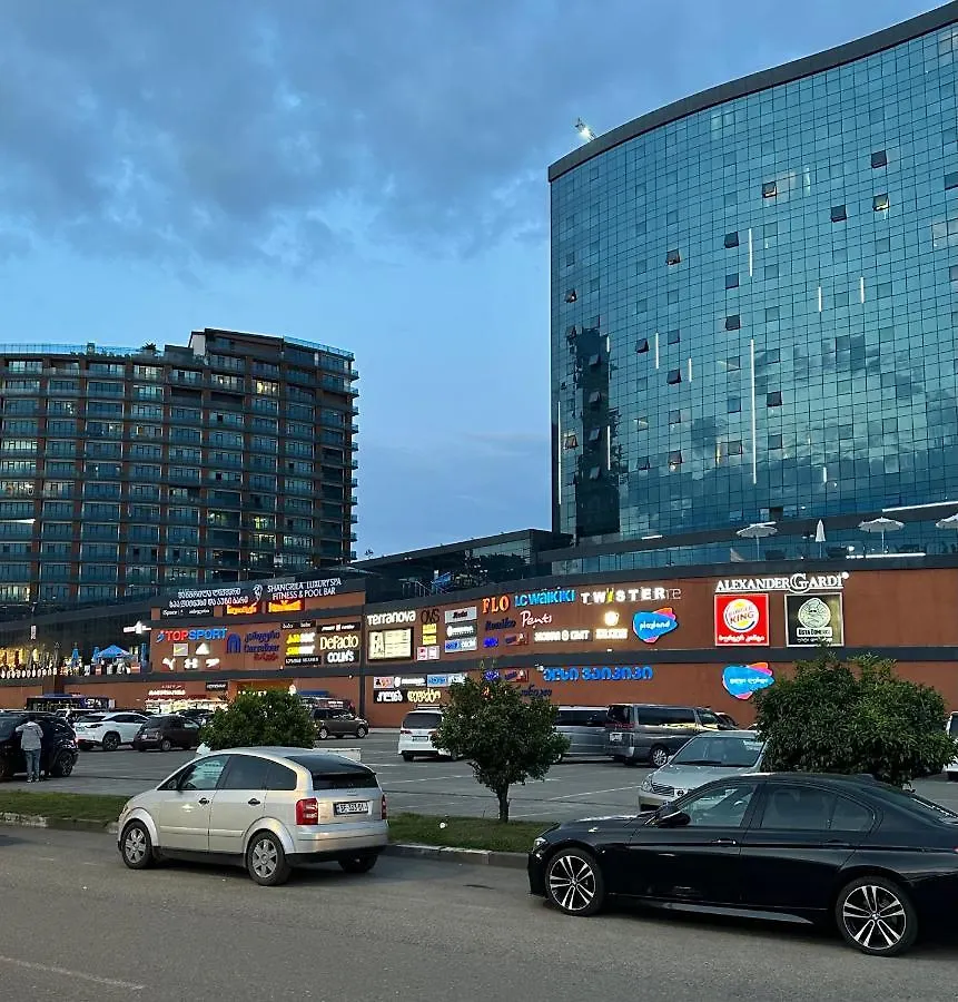 White Sails Apartments Overlooking The Sea, City And Park Batumi